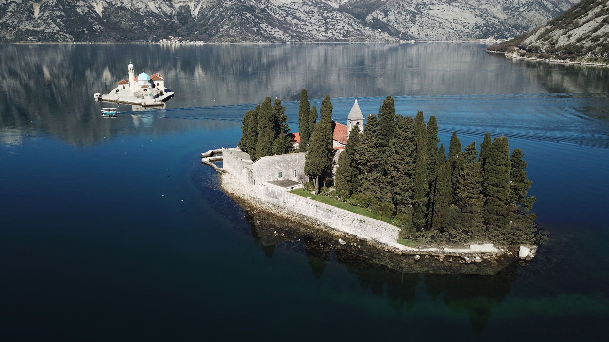 sailing-wild-beauties-of-Montenegro